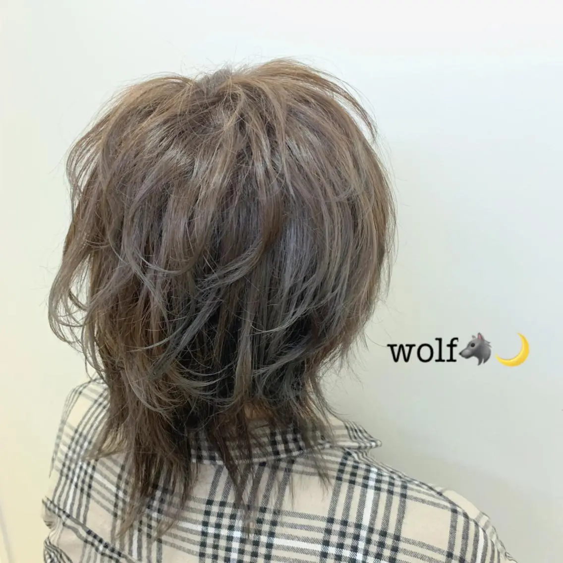 ショート カラー グレージュ yuka .のヘアスタイル