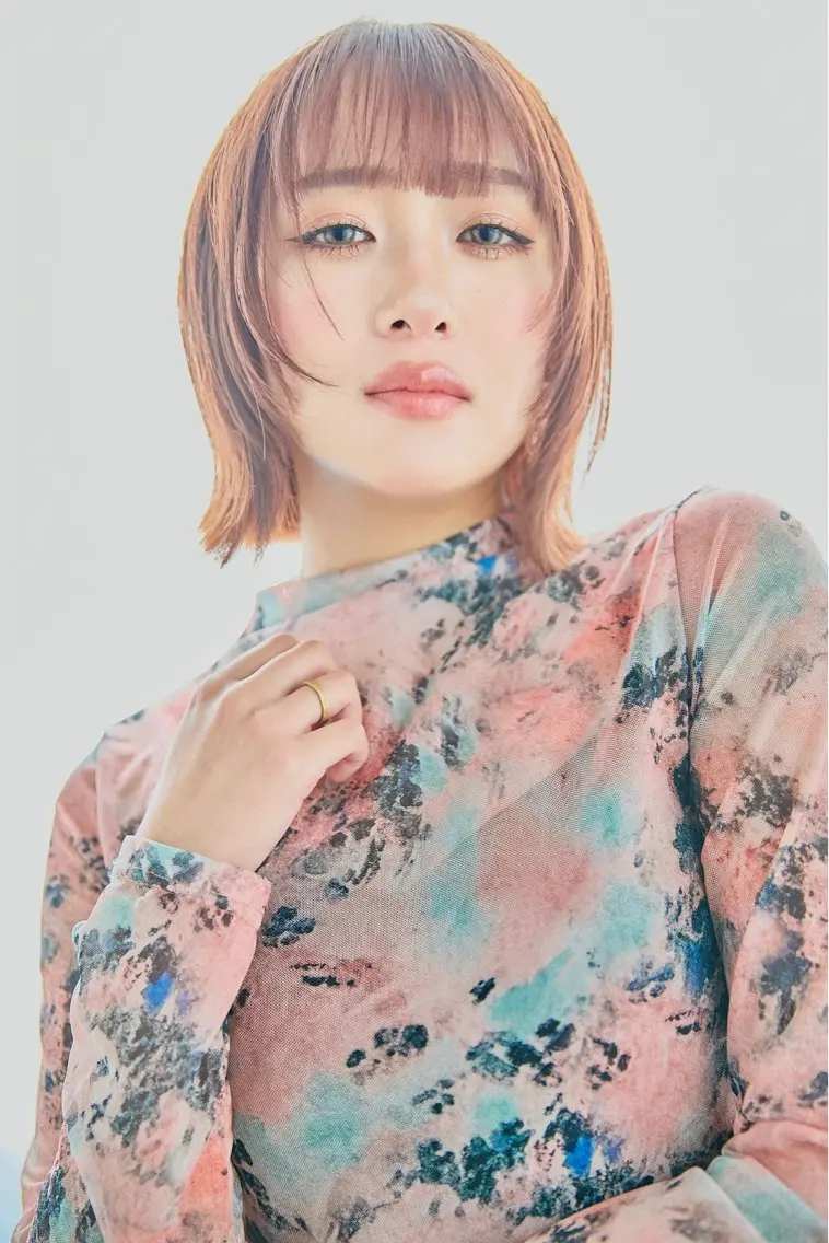 ミディアム カラー カット ヘアカラー 🤍BLEN 窓🤍のヘアスタイル