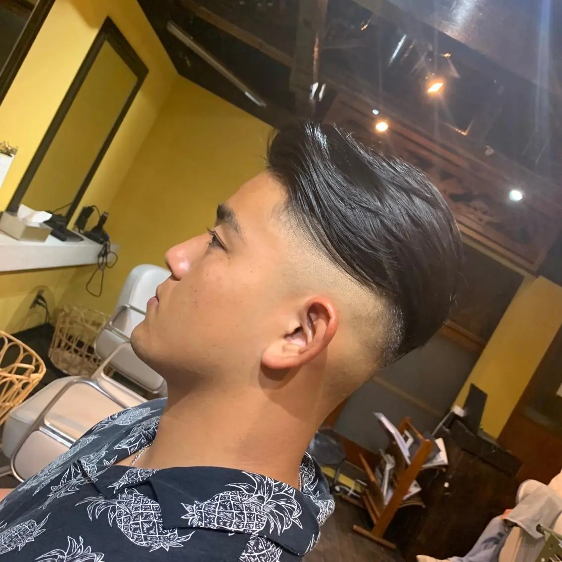 ショート メンズ フェードカット 七三 スキンフェード メンズカット/パーマ 福島区SOSOのヘアスタイル