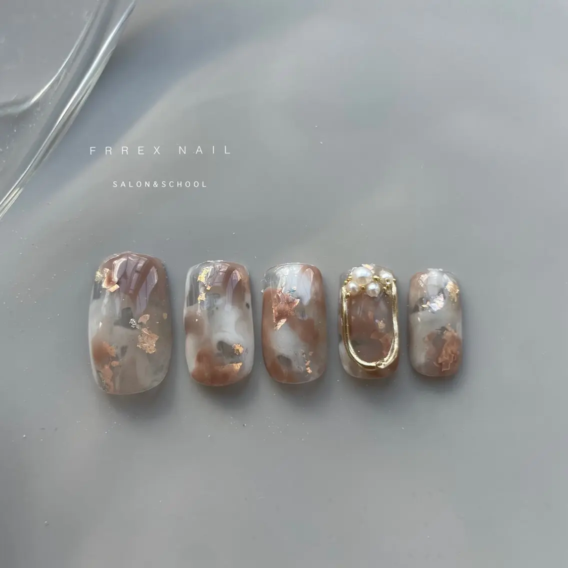 ネイル ハンドネイル ハンドケア freex nail /ニュアンス/個性派のネイルデザイン