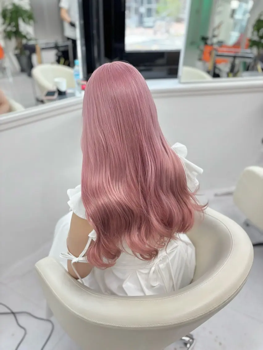 セミロング カット ヘアカラー トリートメント ヘアセット 🎗副店長/井上 竜 ブリーチ指名No.1のヘアスタイル