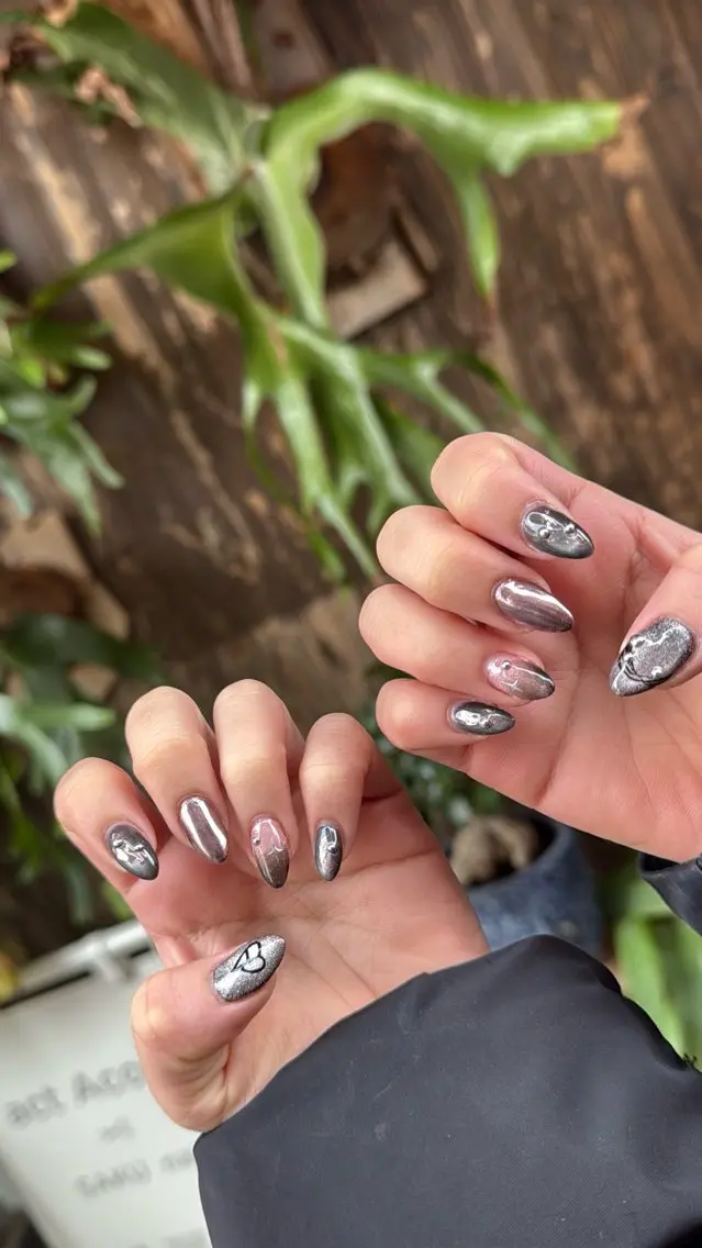 ネイル フットネイル フレンチネイル 韓国ネイル マグネットネイル ミラーネイル SAKU nail 作島茜のネイルデザイン