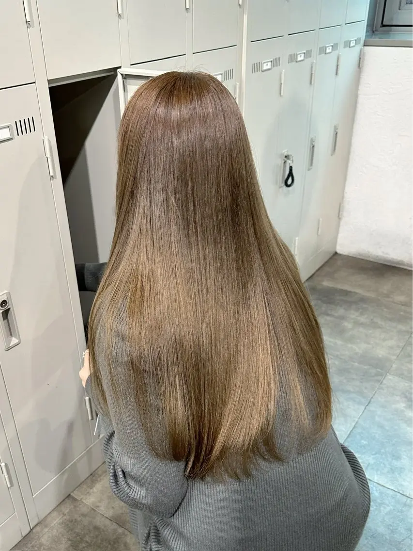 ロング ヘアカラー 💛しおん💛 モデル募集のヘアスタイル
