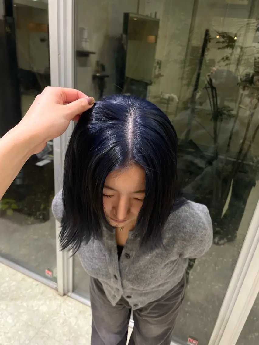 カラー ヘアカラー 尾﨑 ひよりのヘアスタイル