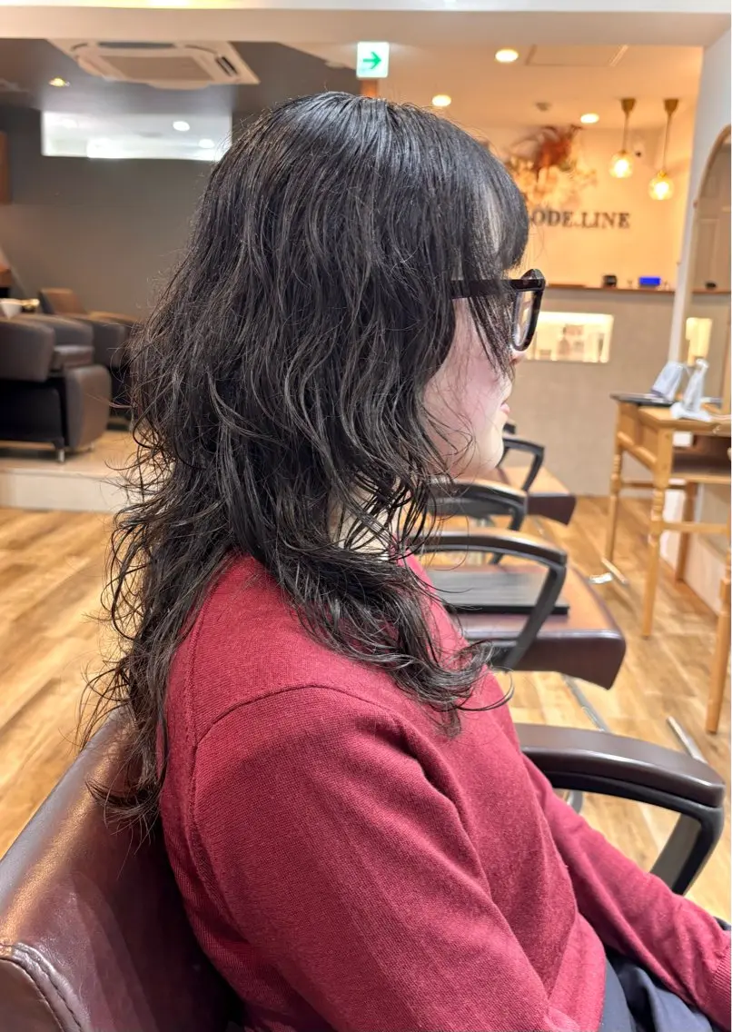 ロング パーマ 浅海 和孝のヘアスタイル