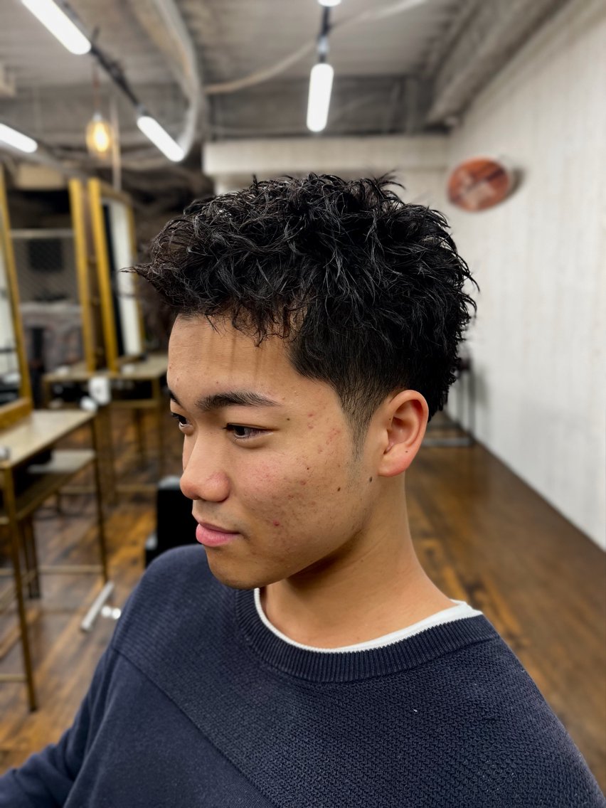 メンズ メンズパーマ メンズツイストパーマ ツイストパーマ カット パーマ カットモデル/LAD 甲田大輝のヘアスタイル