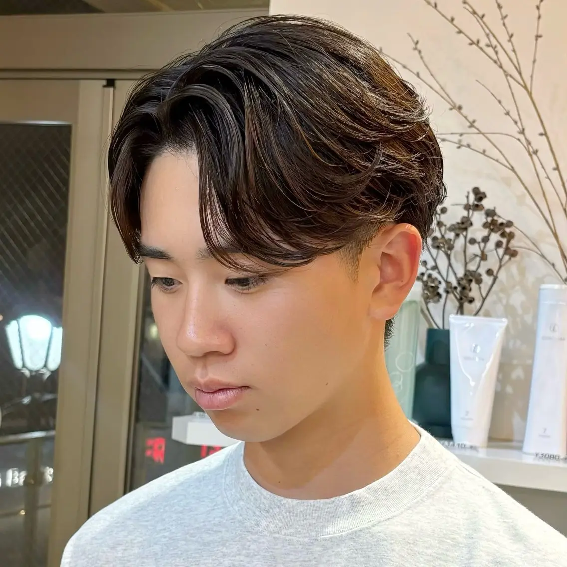 パーマ メンズ センターパート フェザーパーマ メンズパーマ ニュアンスパーマ カット パーマ shun 原宿/表参道のヘアスタイル