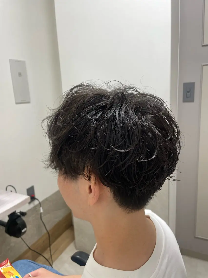 ショート Bleach/パーマ 天神🏆AiLiのヘアスタイル