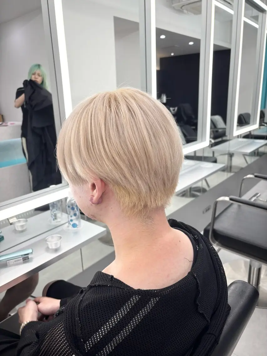 ショート カラー ヘアカラー TACE AYANOのヘアスタイル
