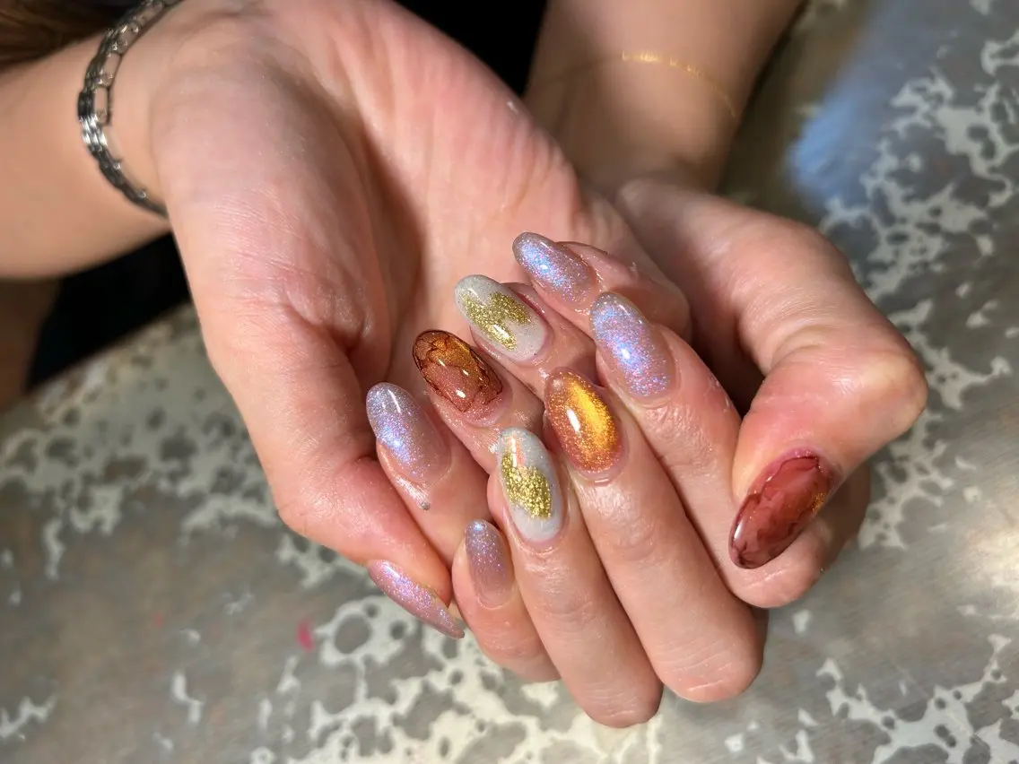 ネイル 氷ネイル・うるうるネイル マグネットネイル ニュアンスネイル ハンドネイル ハンドケア ＊ misa ＊のネイルデザイン
