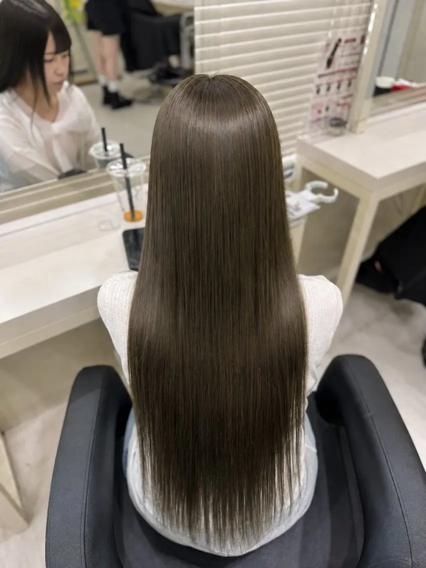 ロング カラー カット ヘアカラー 🤍韓国大人っぽ ベージュMAI🤍のヘアスタイル