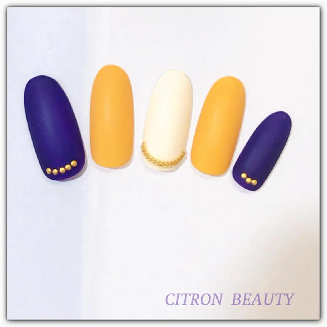 ネイル マットネイル CITRON NAIL💅練習生のネイルデザイン