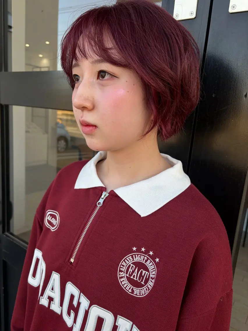 ショート カラー カット ヘアカラー トリートメント 遠藤 愛莉のヘアスタイル