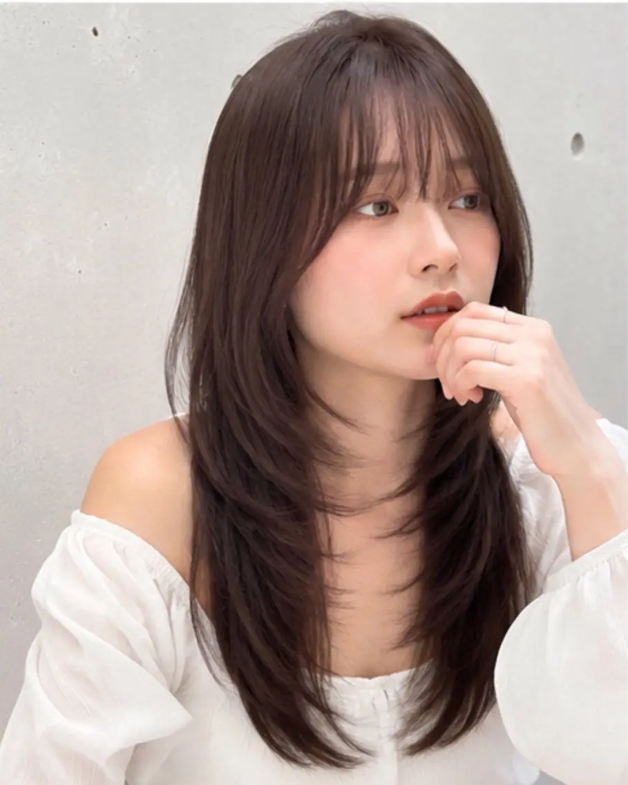 ロング ハッシュカット 韓国風ヘア レイヤーカット トリートメント カット トリートメント pia 薬院のヘアスタイル