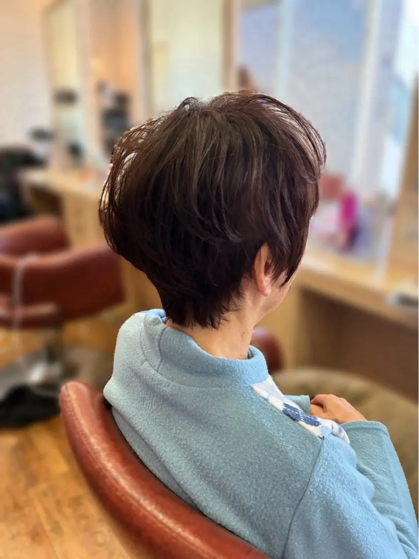 ショート カラー ショートヘア カット ヘアカラー アトリエファゴ Chikanoのヘアスタイル