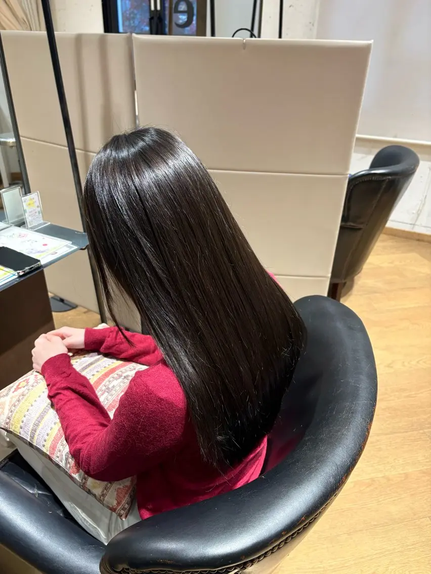 ロング カラー ベージュカラー 荒川 匠磨のヘアスタイル