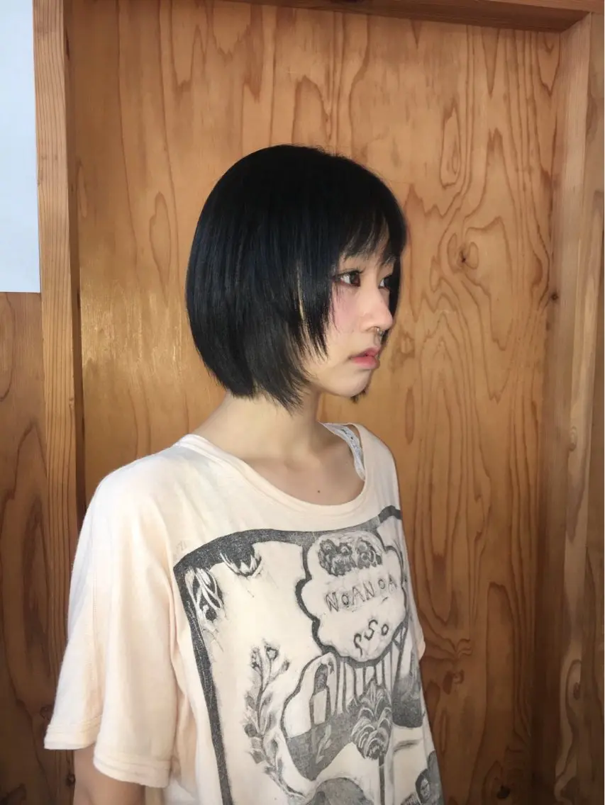 Shiho .one colorのヘアスタイル