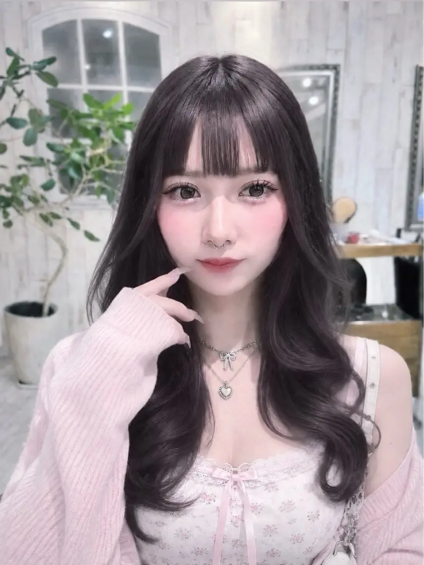 ロング カラー ブリーチ 透明感カラー ブリーチなしカラー ヘアカラー ワンカラーモデル募集 中🎀🩵のあのヘアスタイル