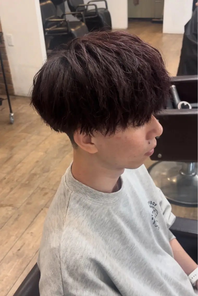 ミディアム カラー メンズ メンズブリーチ ブリーチ ブラウンカラー ブリーチなしカラー 梅垣 紗英のヘアスタイル