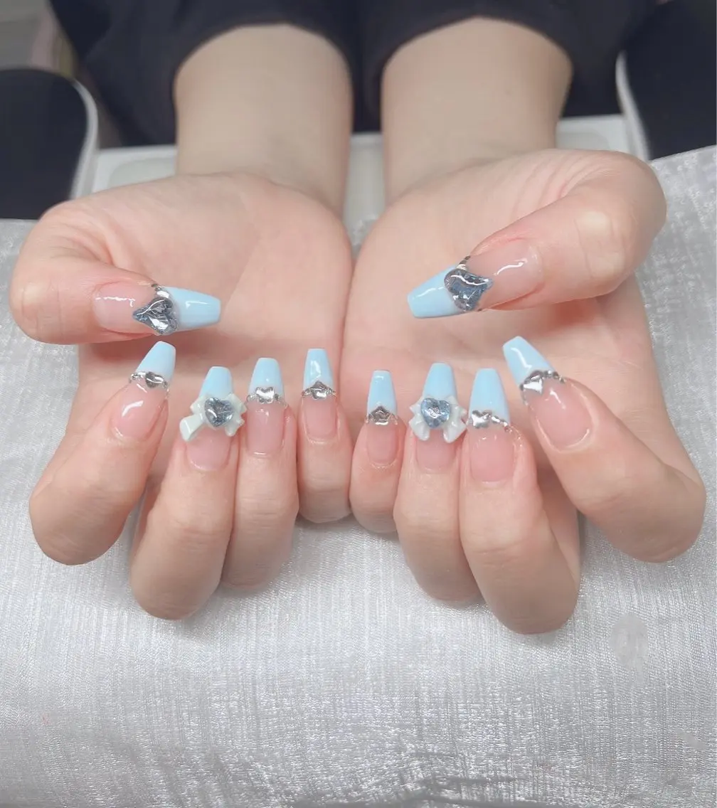 ネイル オーロラネイル チークネイル 長さ出し フットネイル フレンチネイル Lee Nails チップ長さだし専門店のネイルデザイン