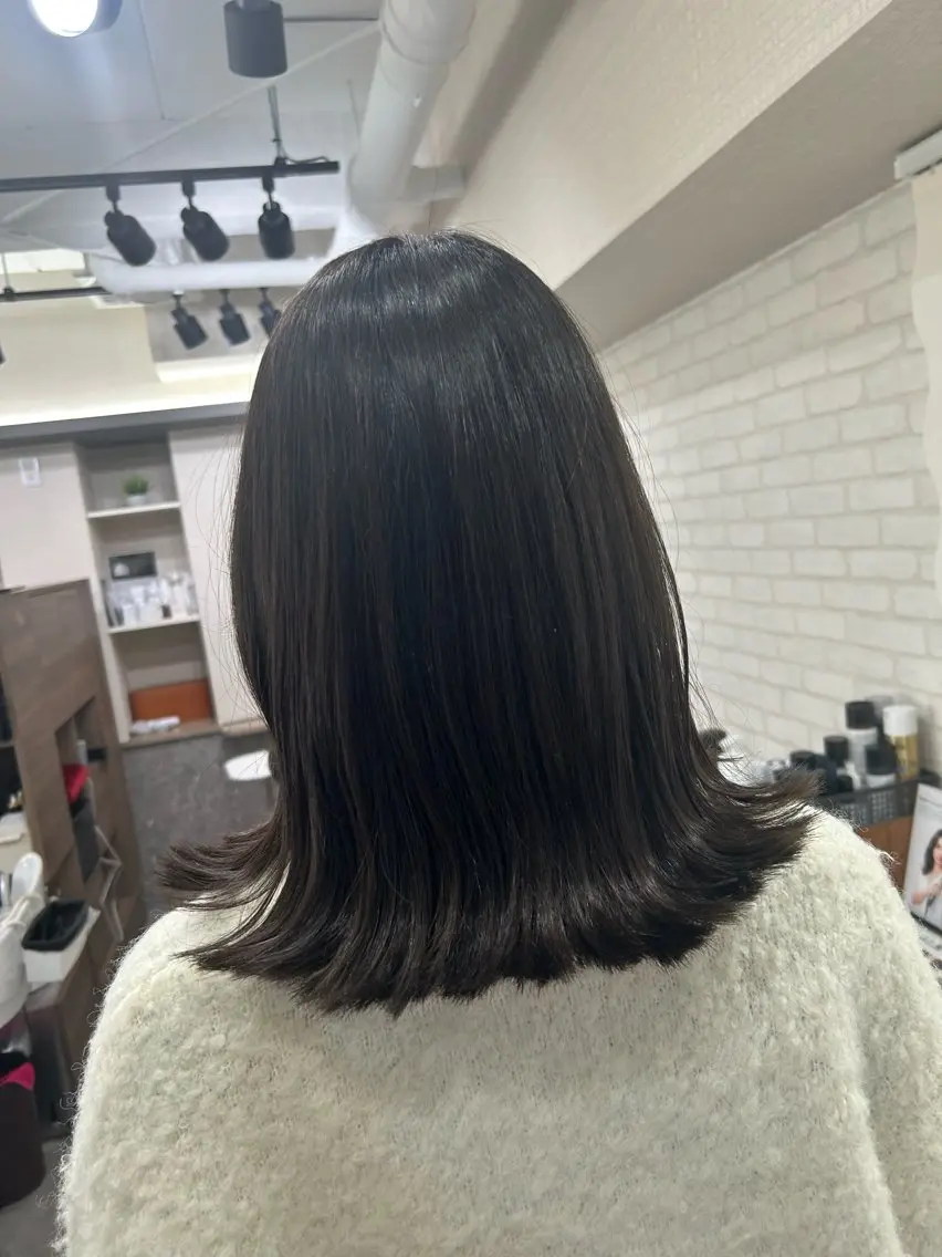 ミディアム 髪質改善 トリートメント カット 艶カラー /Chitose🎀のヘアスタイル
