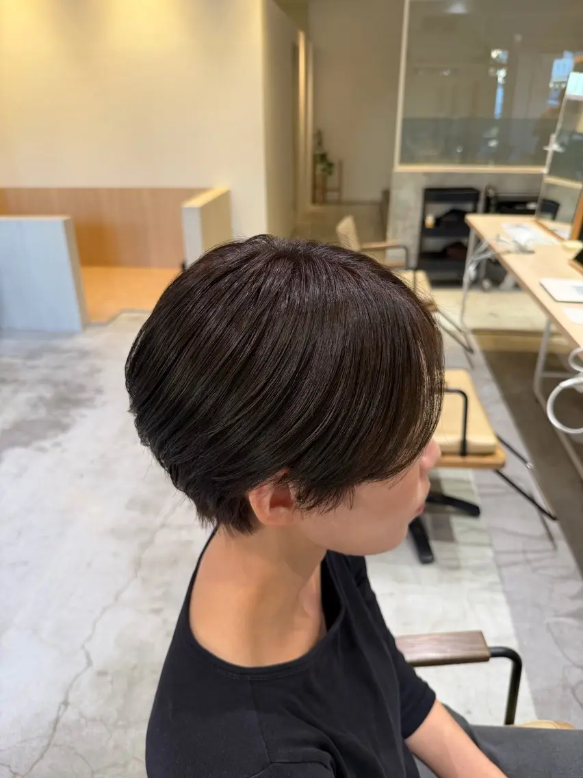 ショート カラー 透明感カラー 田村 結依花のヘアスタイル