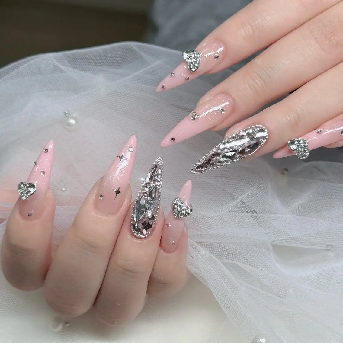 ネイル フットネイル フレンチネイル グラデーション 韓国ネイル ロングネイル ハンドネイル Hani Nail Salonのネイルデザイン