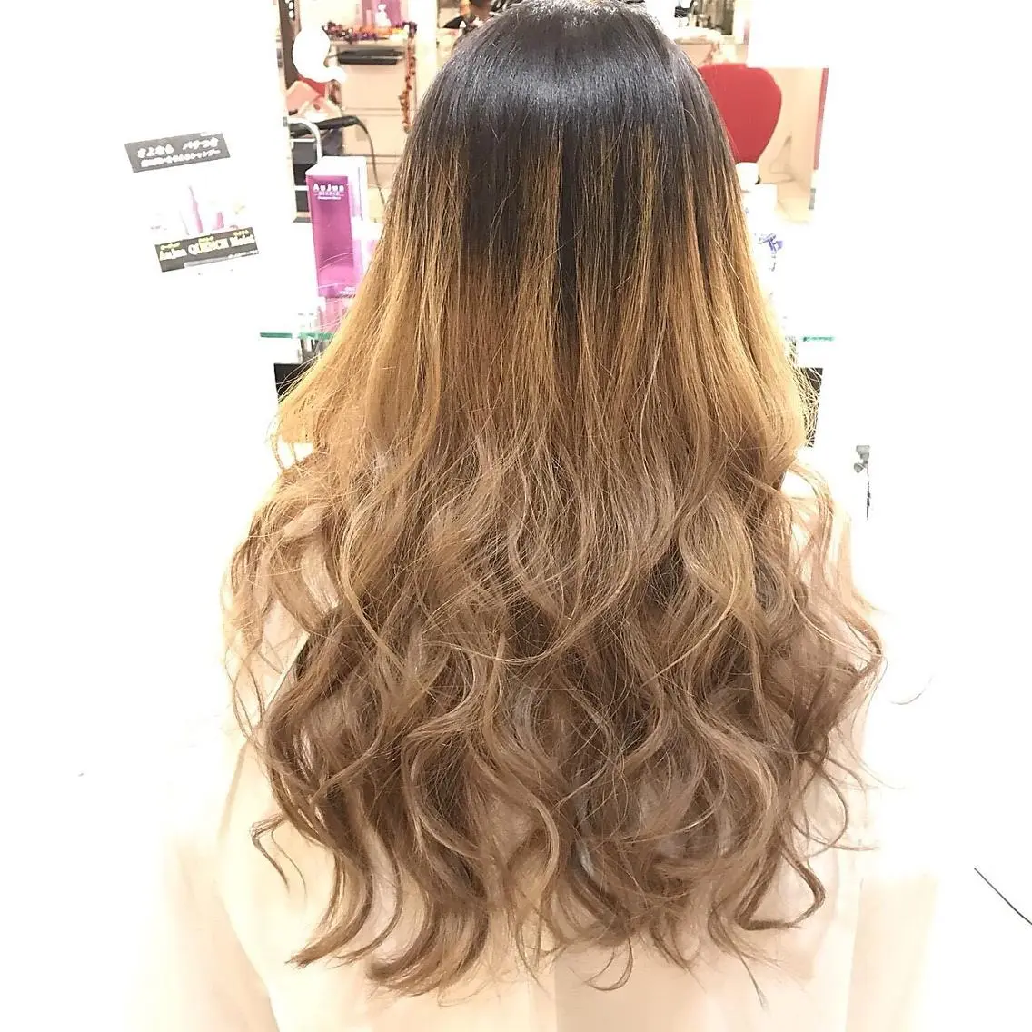 ロング カラー グラデーションカラー ロング Hair esthe HAAAT 東口店のヘアスタイル