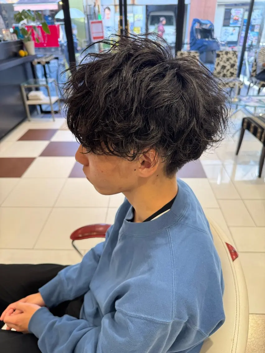 ショート パーマ カット パーマ 縮毛矯正 トリートメント メンズ特化/竹の塚 オザキ コウセイのヘアスタイル