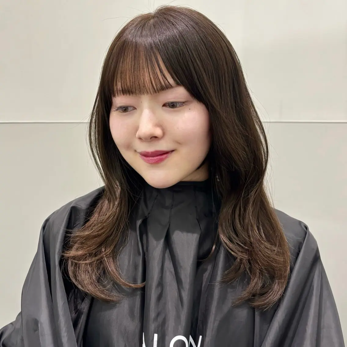 セミロング カット ヘアカラー トリートメント 盛れる透明感カラー momokaのヘアスタイル