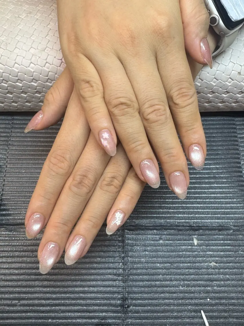 ネイル カク レイシンのネイルデザイン