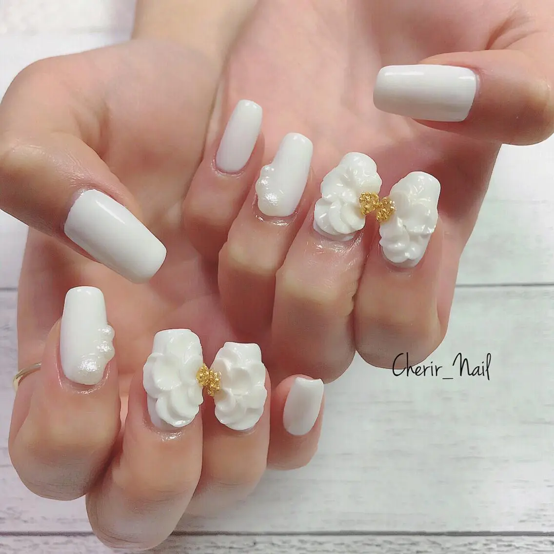 ネイル アートネイル オーロラネイル 成人式 フラワーネイル ロングネイル Cherirnail kaoriのネイルデザイン