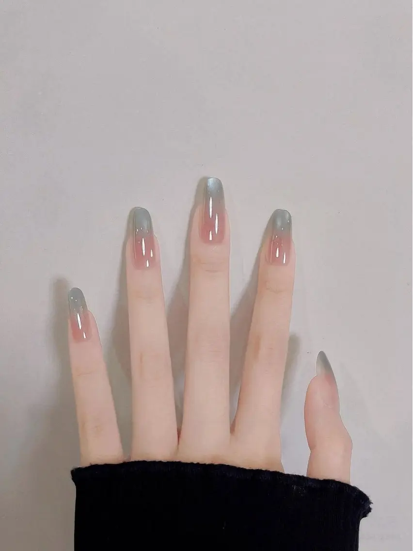 ネイル Rnailsalon リンゴのネイルデザイン