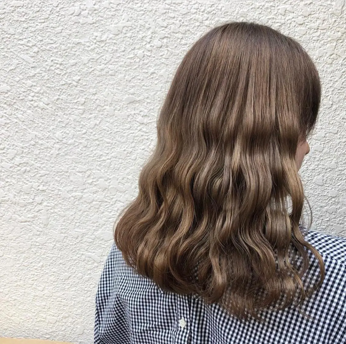 ミディアム カラー 矢田 沙希のヘアスタイル