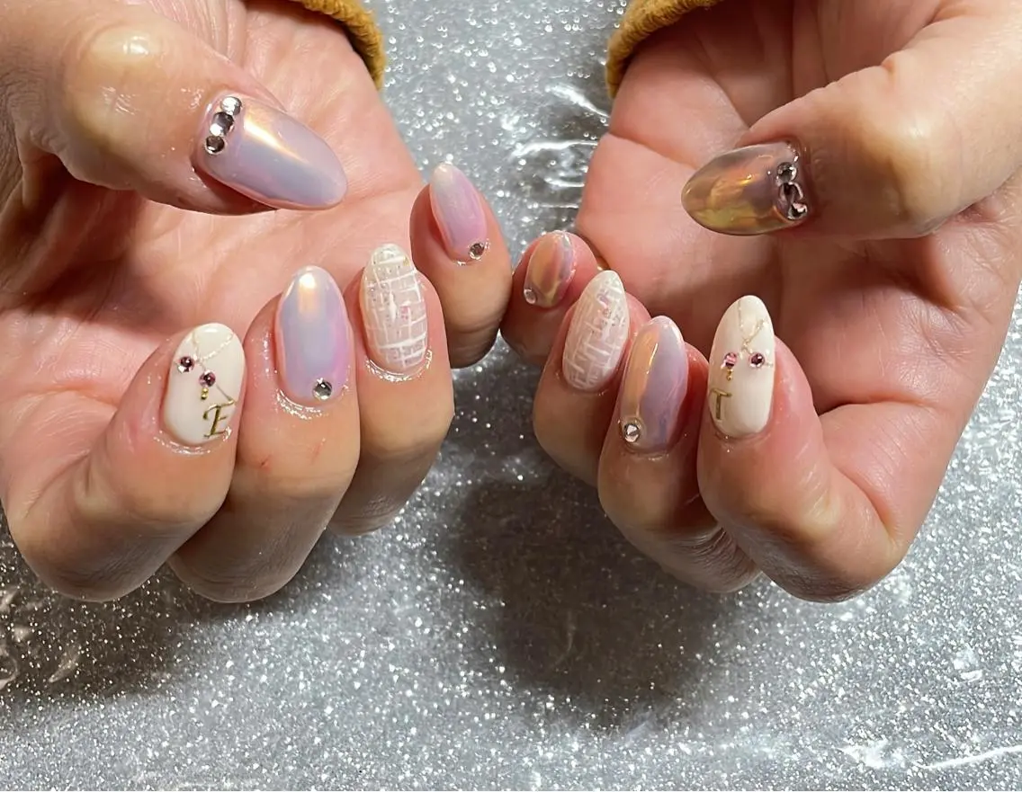 ネイル ハンドネイル VIERU 🌈🎀💖のネイルデザイン