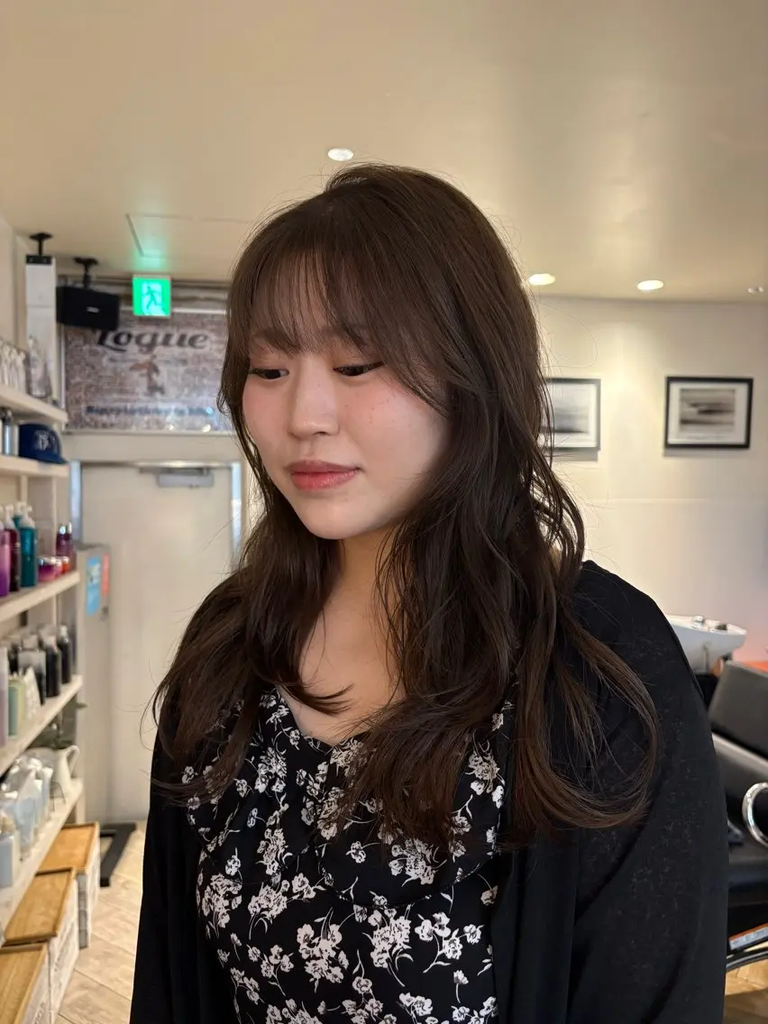 ロング ヘアカラー 透明感カラー 🧚♂️さえのヘアスタイル