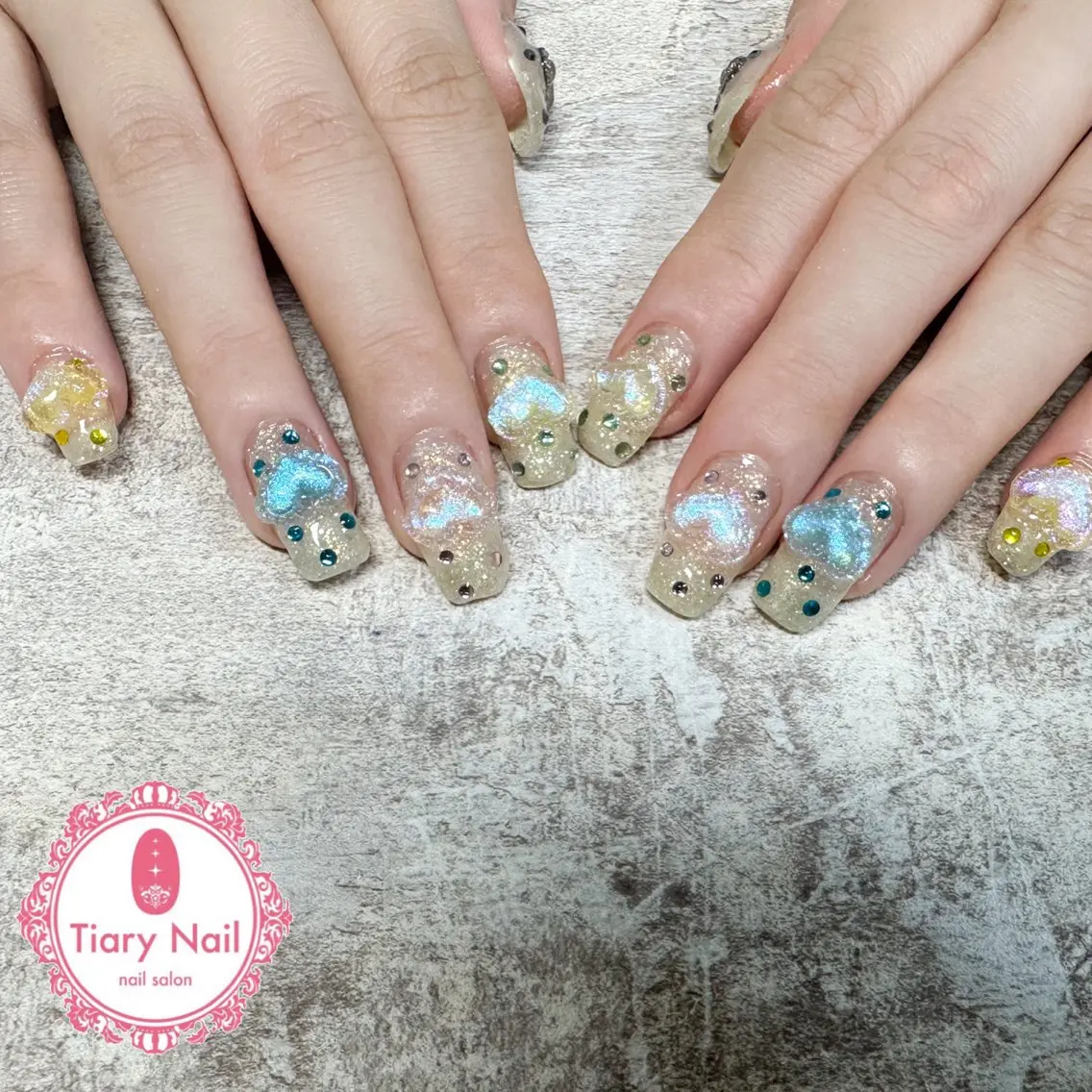 ネイル tiarynail K K🐼のネイルデザイン