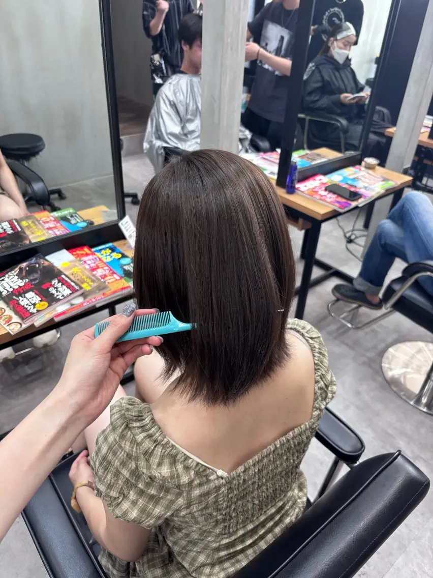ミディアム カット ヘアカラー トリートメント 片平 帆香のヘアスタイル