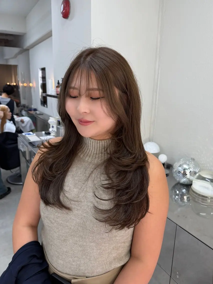 ロング ロングレイヤー レイヤーカット ロング カット ヘアカラー Junmi/チカシツ /堀江のヘアスタイル