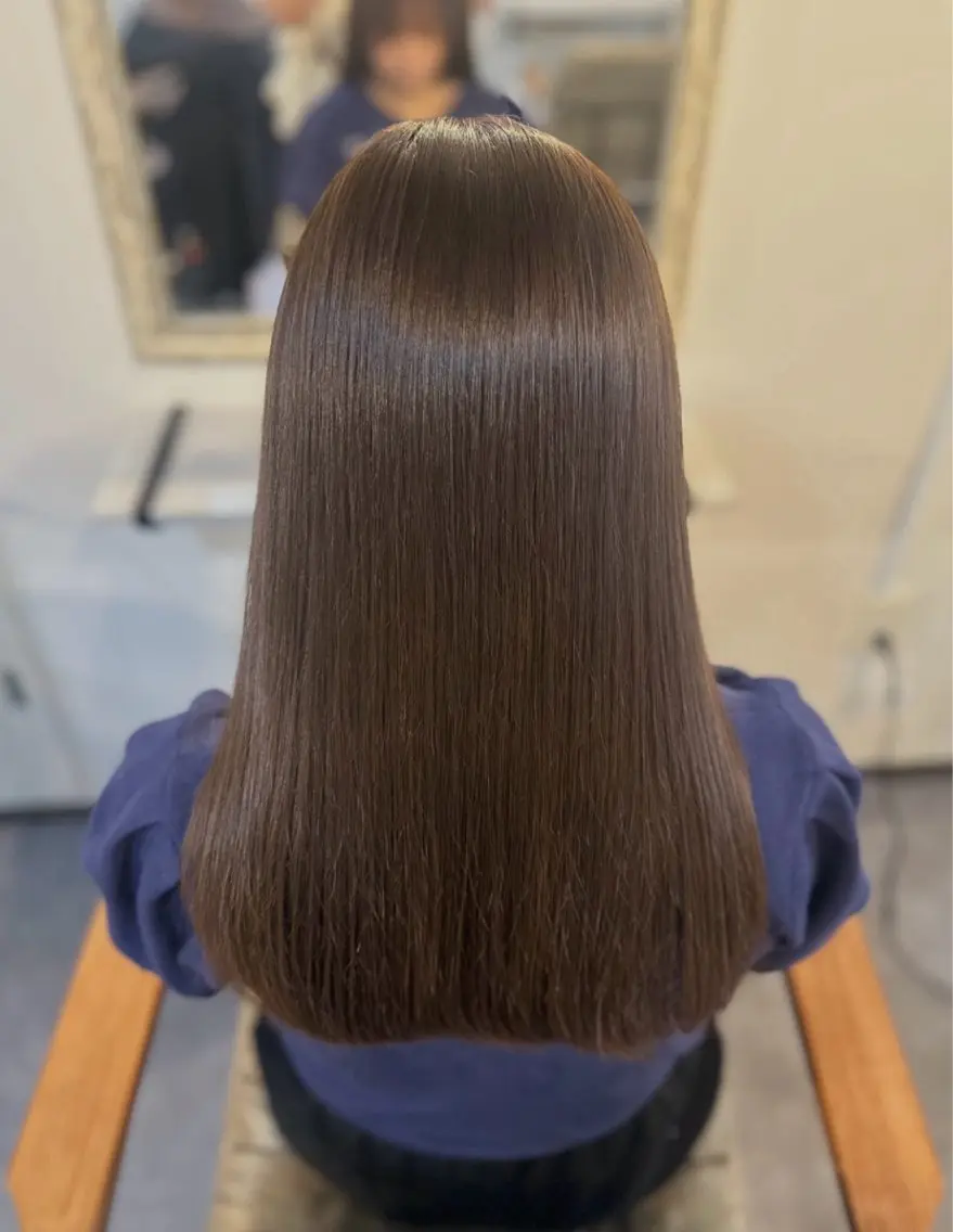 カラー ベージュカラー 透明感カラー オリーブベージュ カット ヘアカラー トリートメント Sherry/R 三川町　木村祐里奈のヘアスタイル