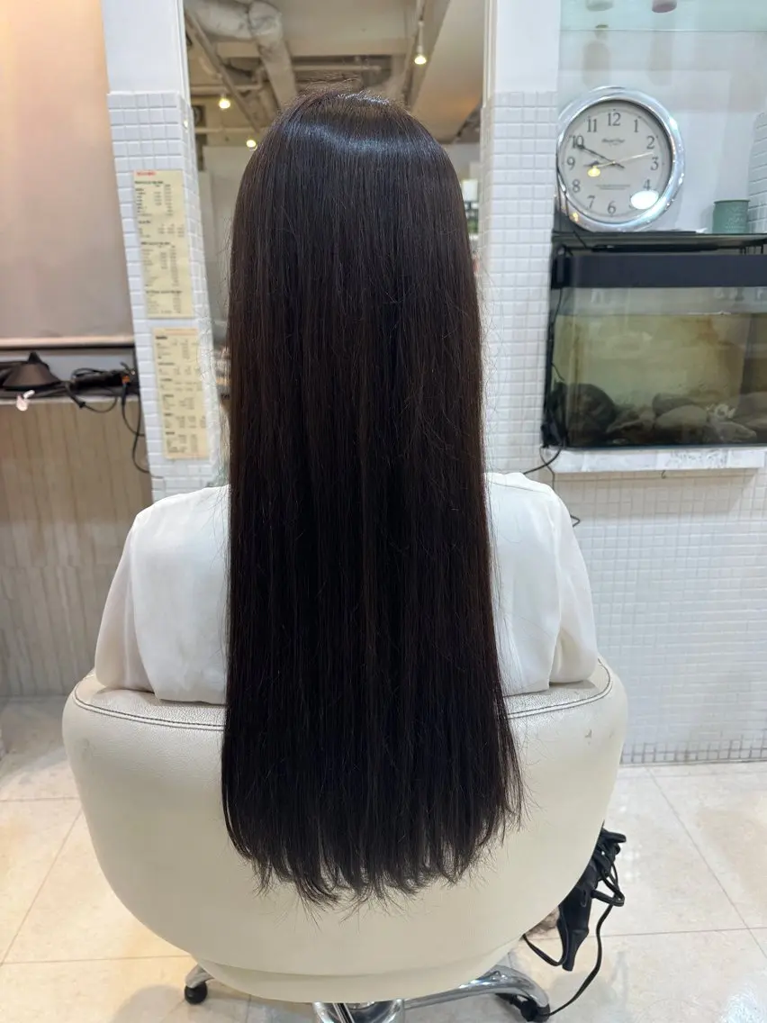 ロング 谷 有生のヘアスタイル