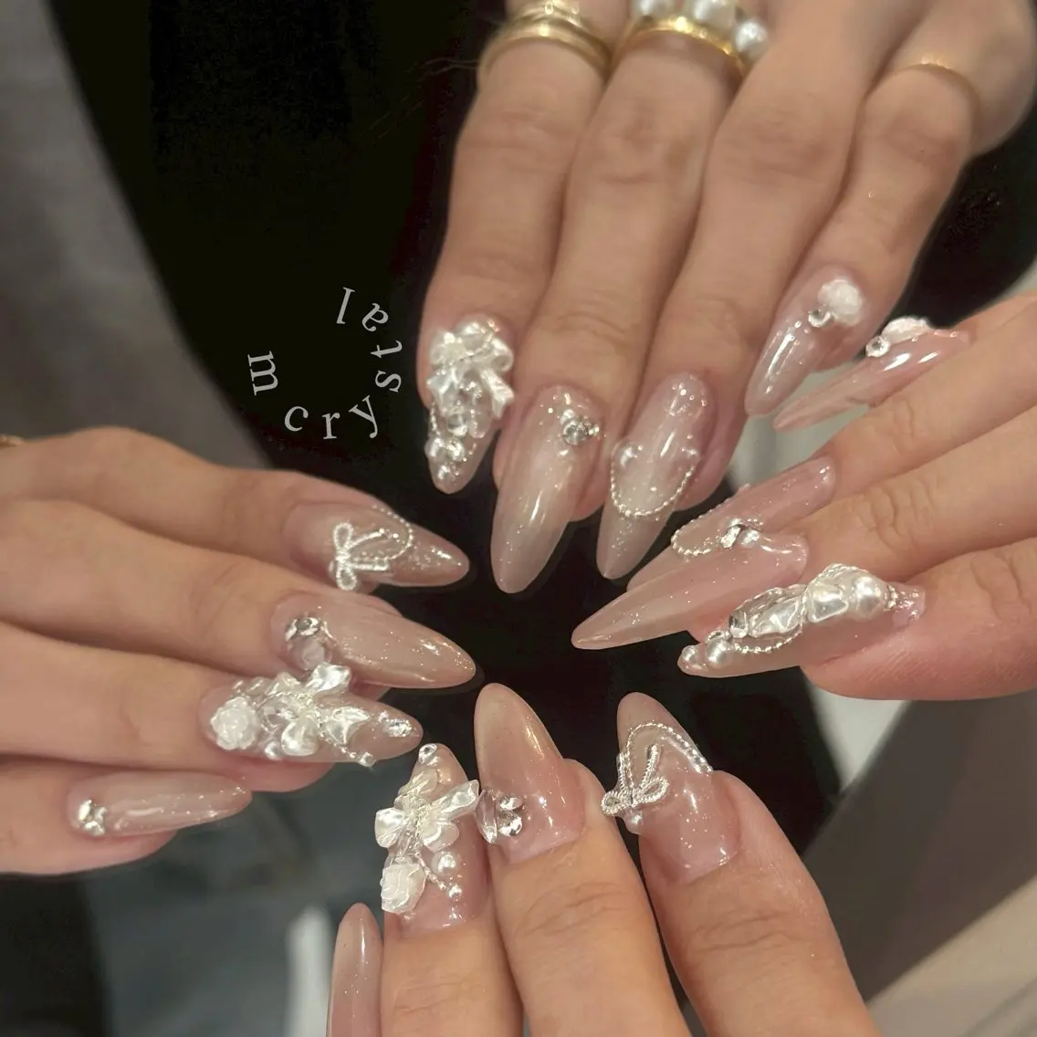 ネイル M-crystal 高比良のネイルデザイン