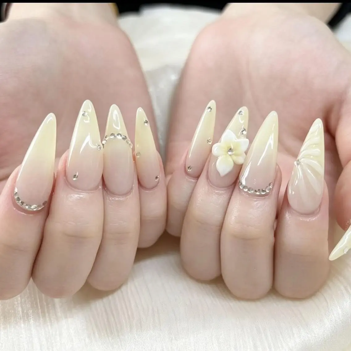 ネイル 🍑長さだし ワンホン💅モモコのネイルデザイン