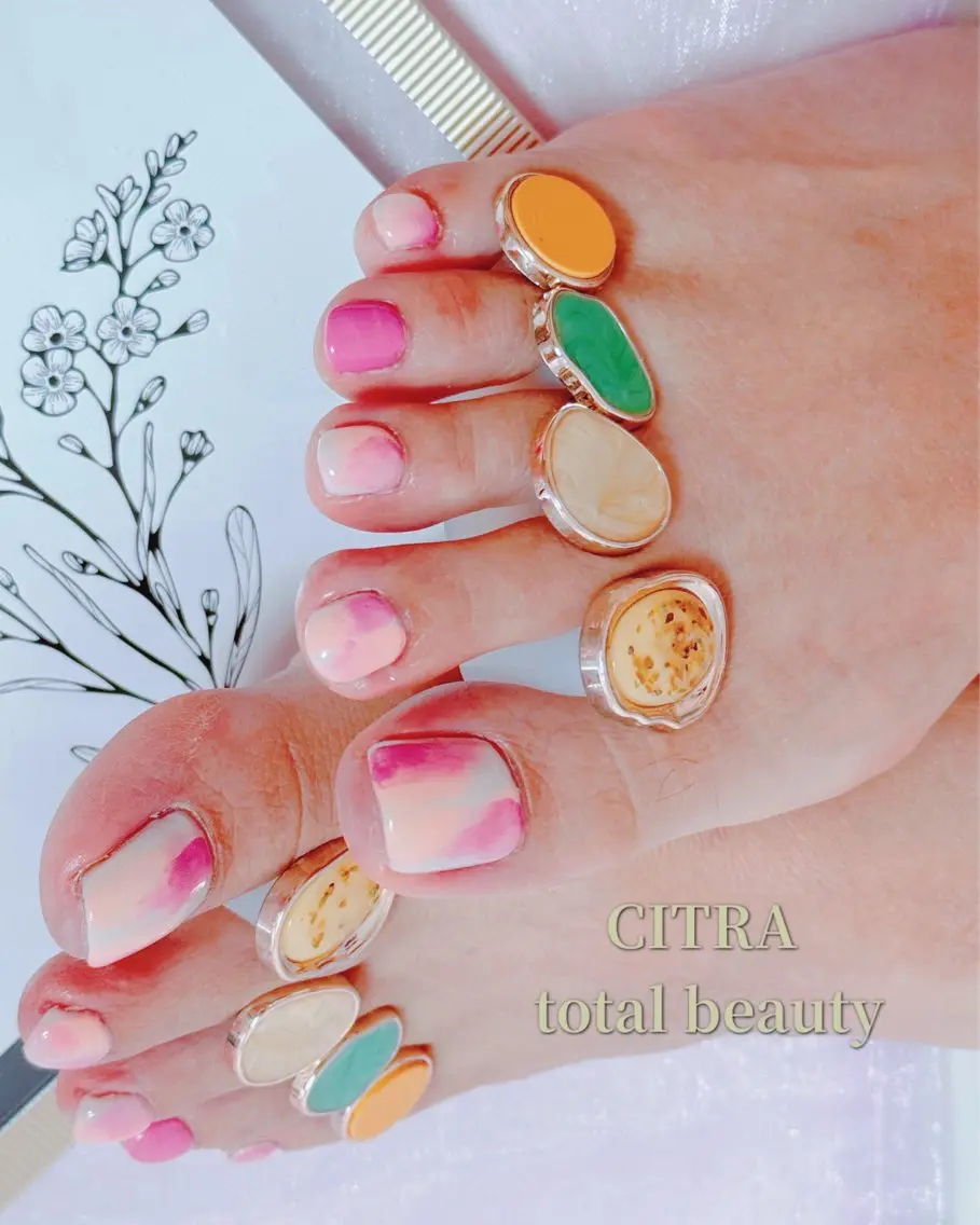 ネイル フットネイル CITRAtotal beautyのネイルデザイン