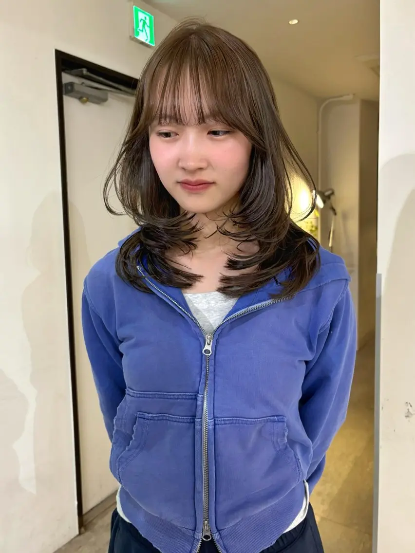 ミディアム カラー ブリーチ ダブルカラー ブリーチなしカラー カット ヘアカラー mizuki/ピンク ベージュ.レイヤーのヘアスタイル
