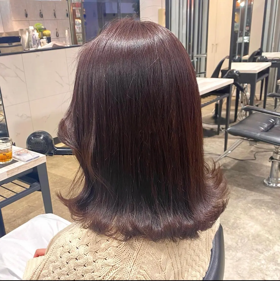 ミディアム カラー ヘアアレンジ ブリーチ 透明感カラー 髪質改善 トリートメント 新宿⌇韓国風ヘア ⌇透明感カラーのヘアスタイル