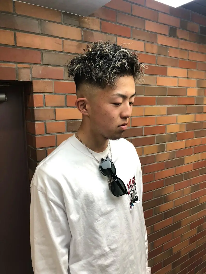 🔥メンズカット+デザインパーマ+メッシュハイライトの写真