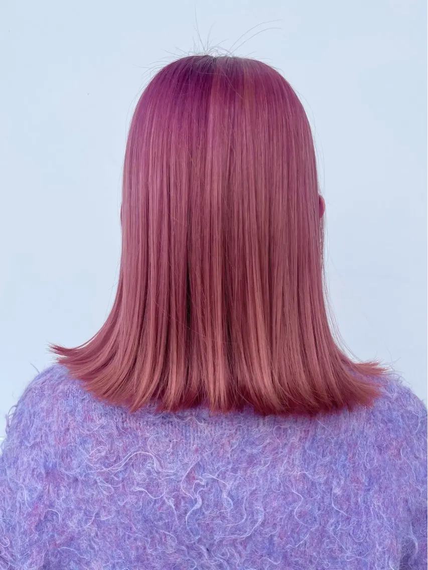 セミロング カラー ヘアアレンジ ブリーチ ピンクカラー Hair&Make Allureのヘアスタイル
