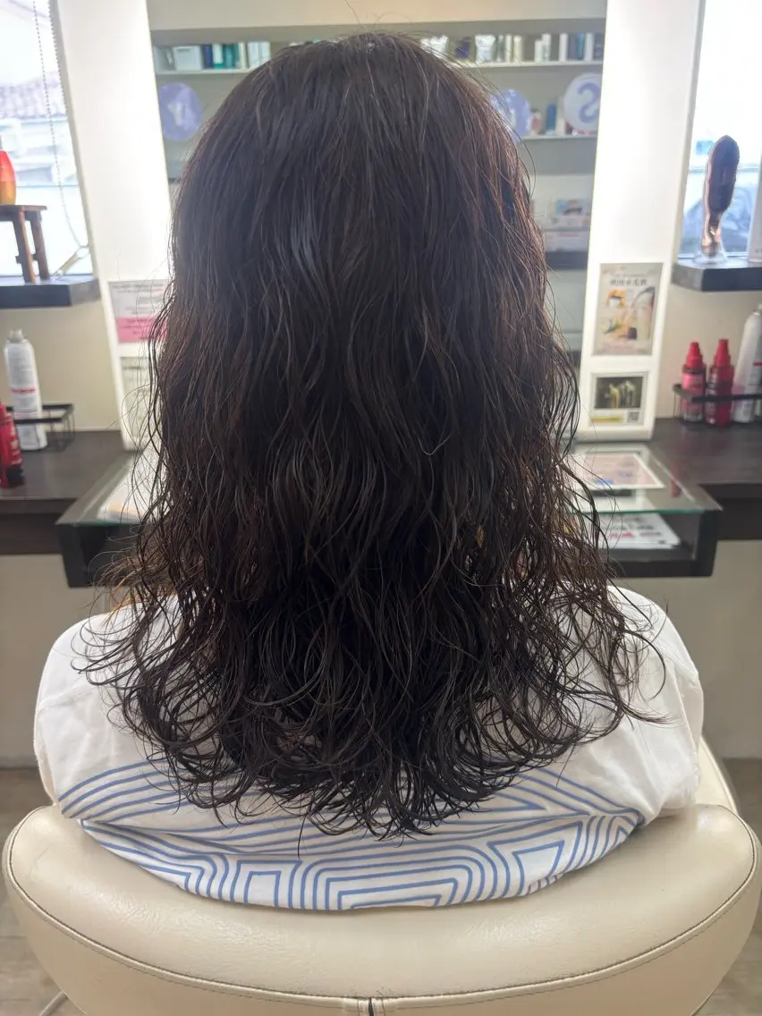 セミロング パーマ カット パーマ ルプラボウ 石黒よう子のヘアスタイル