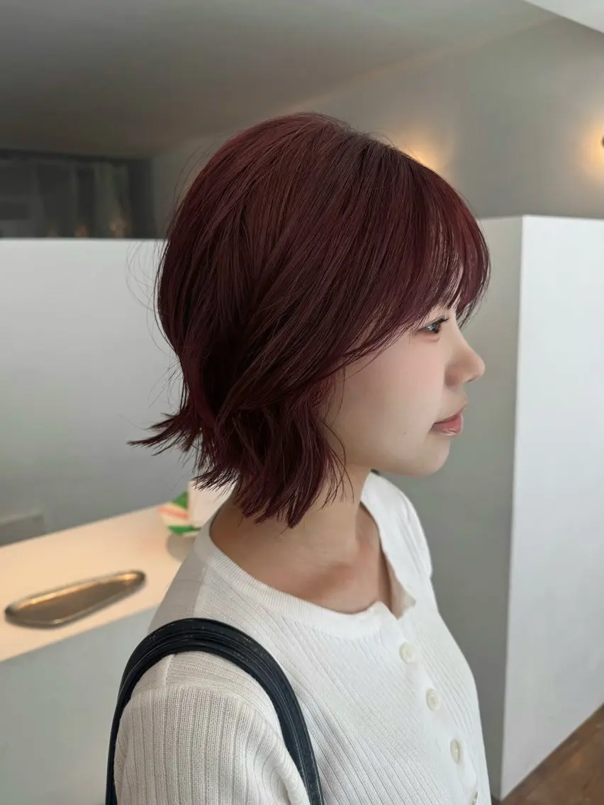 ミディアム カラー ブリーチ ブリーチなしカラー レッドカラー カット ヘアカラー トリートメント YARD.長田 唯のヘアスタイル